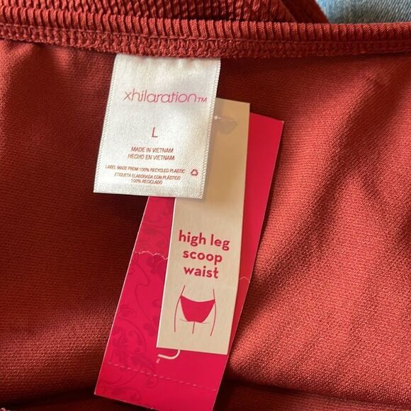 Xhilaration Clay Colored Textured Bikini bottom, Size Large Juniors, new - Picture 4 of 4